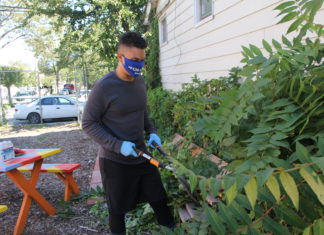 Garden Of Resilience Hosts Volunteer Day